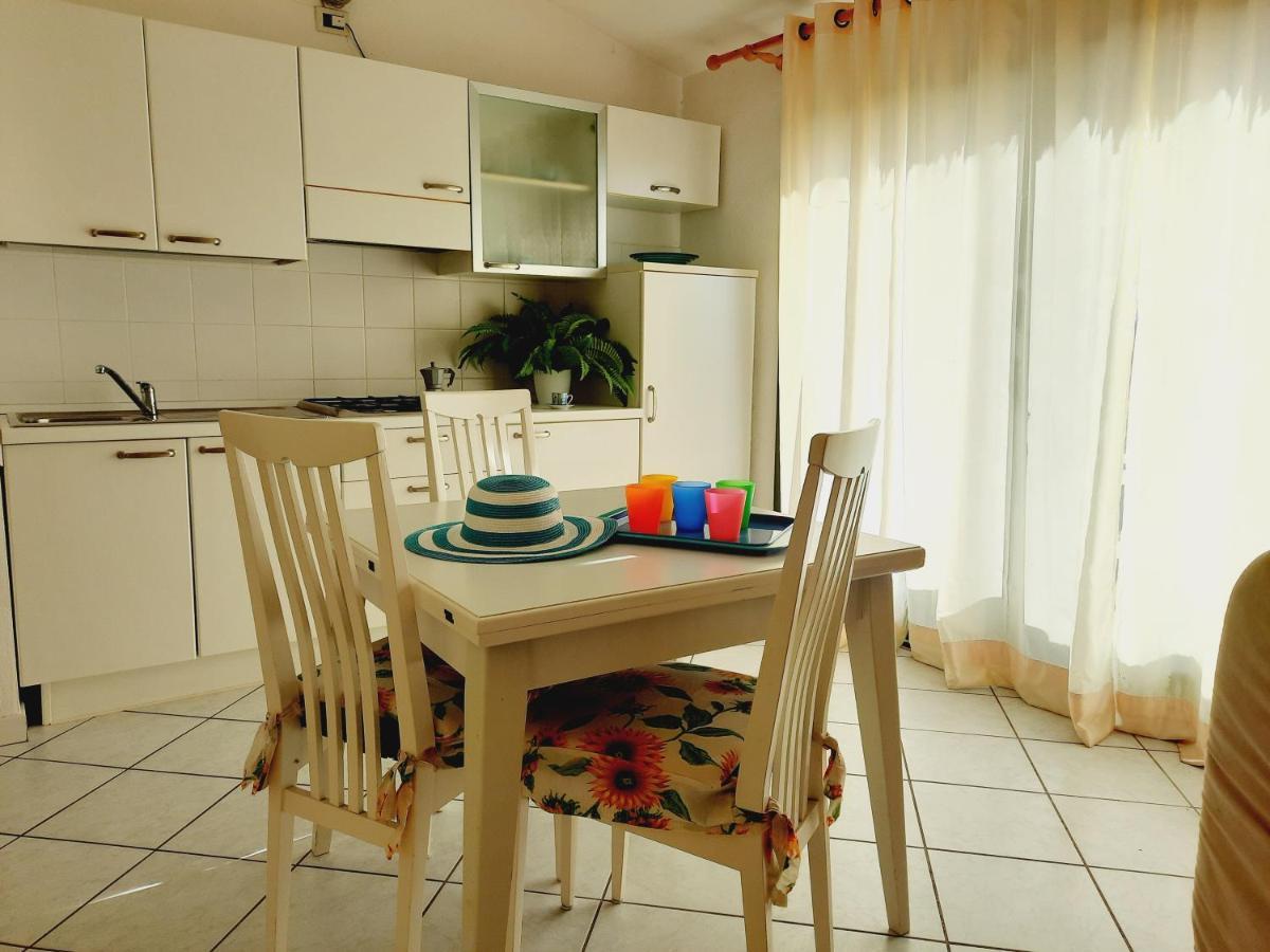 La Residenza Del Porto Apartment Santa Teresa Gallura Cameră foto