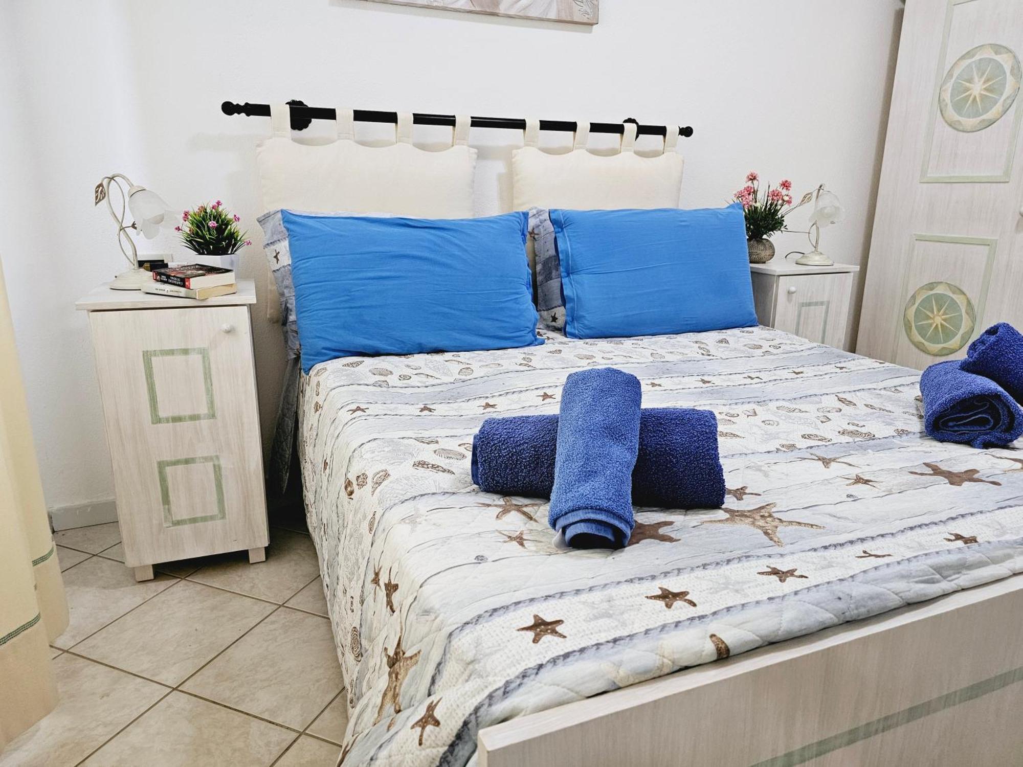 La Residenza Del Porto Apartment Santa Teresa Gallura Cameră foto